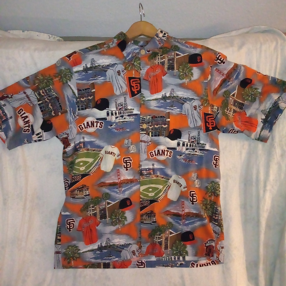 Vintage Authentic Merchandise SF Giants Button Up